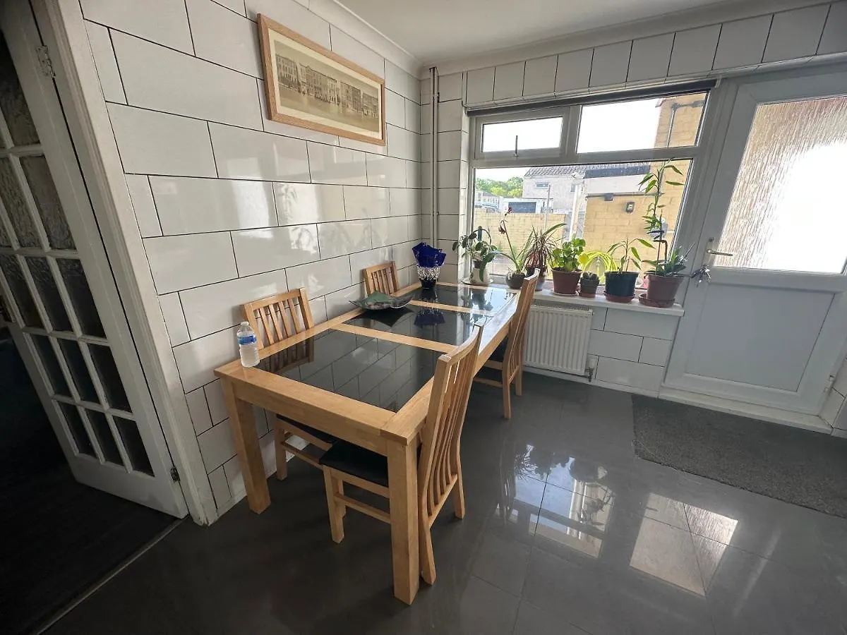 Charming House Welcome Villa Cardiff